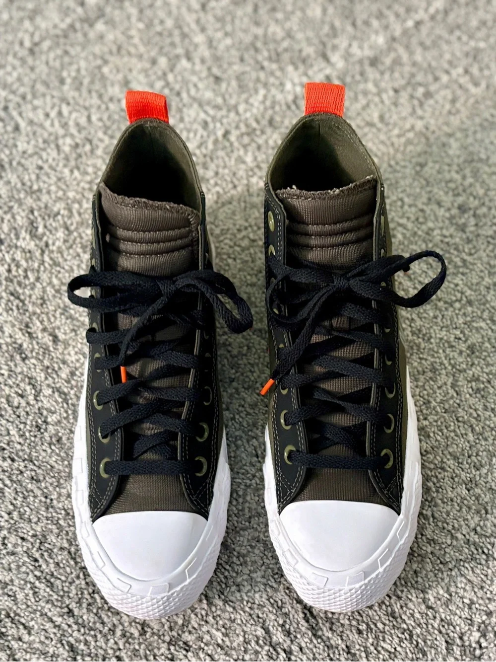 Converse Cargo Khaki and Bold Mandarin SZ 7M/9W